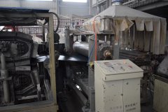 合成樹脂瓦共擠層兩邊覆不到邊是什么原因造成的？