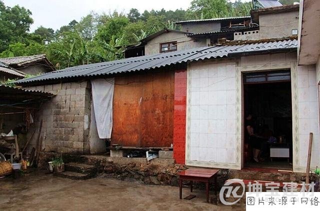 老家房頂?shù)氖尥邥?huì)對(duì)居住者的健康造成影響嗎？